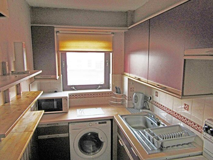 1 Bedroom Flat To Rent In Gorgie Road, Gorgie, Edinburgh, EH11