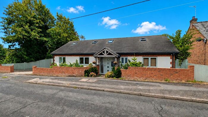 5 Bedroom Detached House For Sale In Sandpit Hill, Main Street, Tingewick, MK18