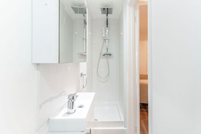 Studio To Rent In Princes Gate, Kensington, SW7