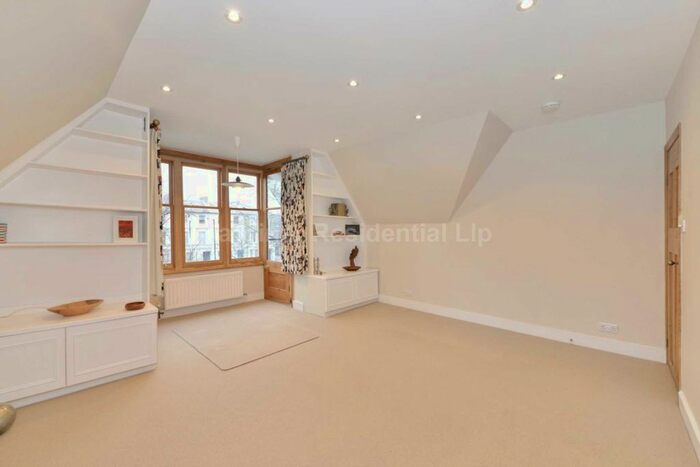 2 Bedroom Flat To Rent In C North Common Road, Ealing, London, W5