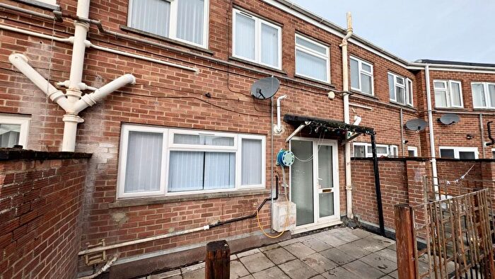3 Bedroom Flat To Rent In Market Parade, Havant, PO9