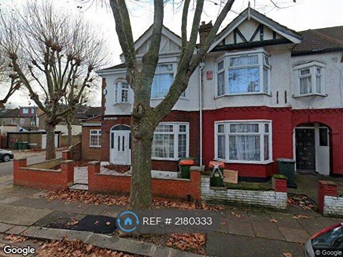 5 Bedroom Semi-Detached House To Rent In Eustace Road, London, E6