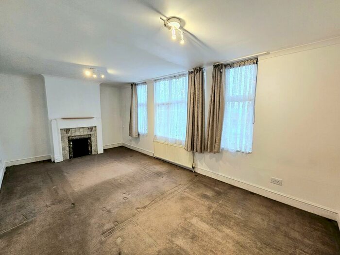 1 Bedroom Flat To Rent In Edgware Road, Colindale, NW9
