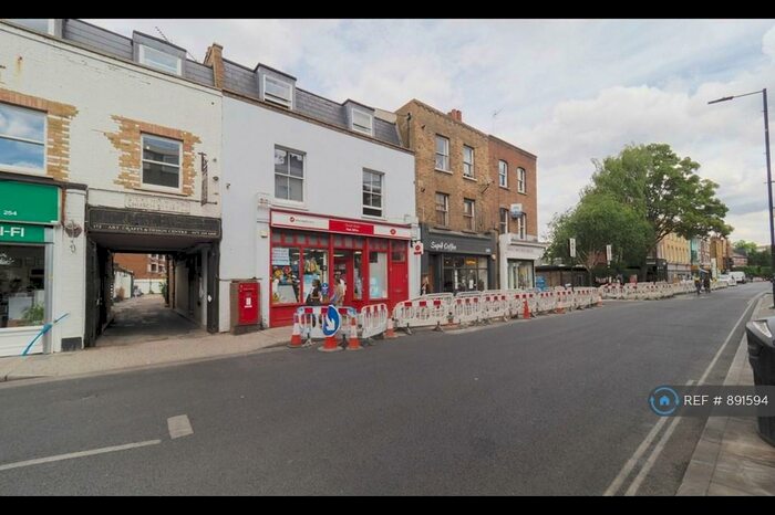 3 Bedroom Flat To Rent In Stoke Newington Church Street, London, N16