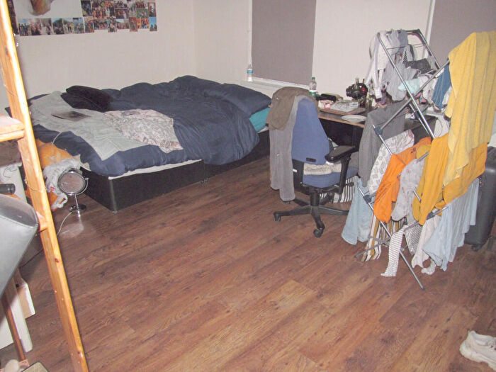 4 Bedroom Terraced House To Rent In Donnington Road, Reading, Berkshire, RG1