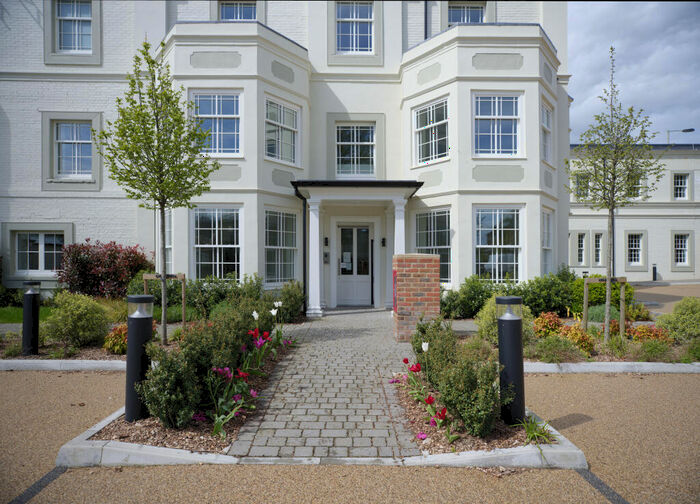 2 Bedroom Flat For Sale In Off Fountain Way, Wilton Road, Salisbury, SP2