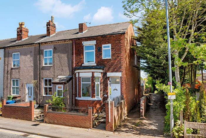 3 Bedroom End Of Terrace House For Sale In Church Street, Golborne, WA3