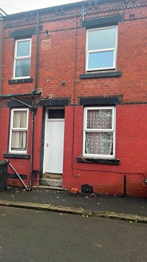 1 Bedroom Terraced House To Rent In Recreation View, Leeds, LS11