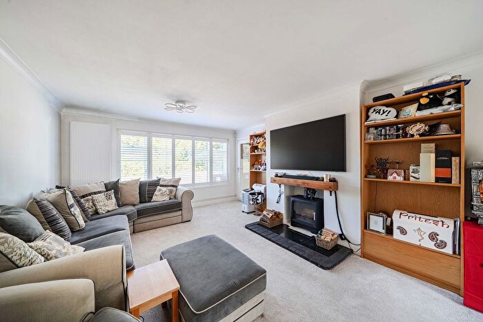 4 Bedroom Terraced House For Sale In Old Uxbridge Road, Harefield, West Hyde, WD3