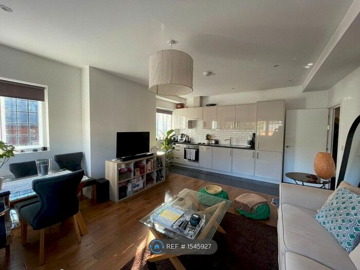 1 Bedroom Flat To Rent In Bermondsey Wall East, London, SE16