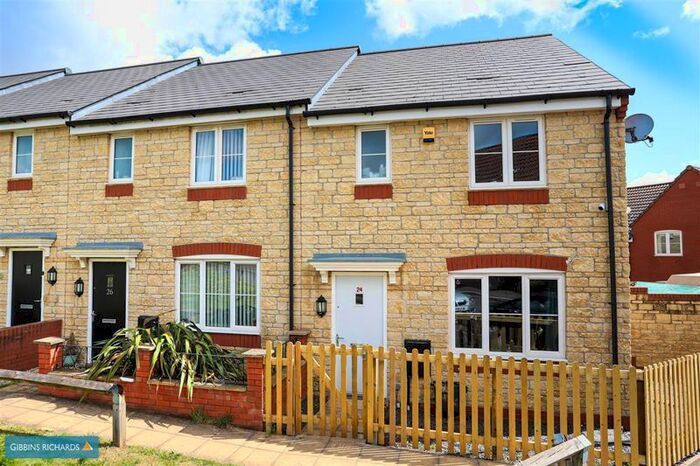 3 Bedroom End Of Terrace House To Rent In Lilliana Way, Bridgwater TA5