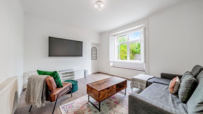 1 Bedroom Flat For Sale In Croftbank Crescent, Bothwell, G71