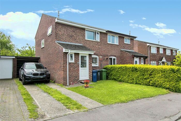 3 Bedroom Semi-Detached House For Sale In Quince Road, Hardwick, Cambridge, Cambridgeshire, CB23