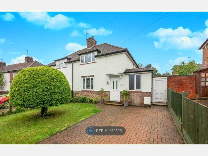 3 Bedroom Semi-Detached House To Rent In Colesmead Road, Redhill RH1