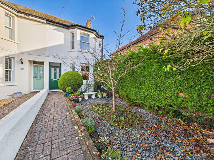 3 Bedroom End Of Terrace House For Sale In Ripley Road, Worthing, BN11