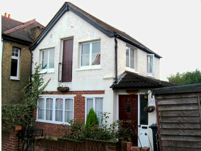 2 Bedroom End Of Terrace House To Rent In Bournville Road, London SE6