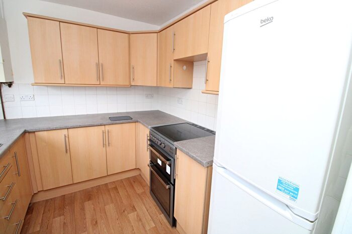 2 Bedroom Flat To Rent In Lon Brynli, Prestatyn, Denbighshire, LL19