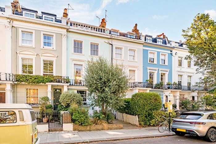 2 Bedroom Maisonette For Sale In Sutherland Place, Notting Hill, W2