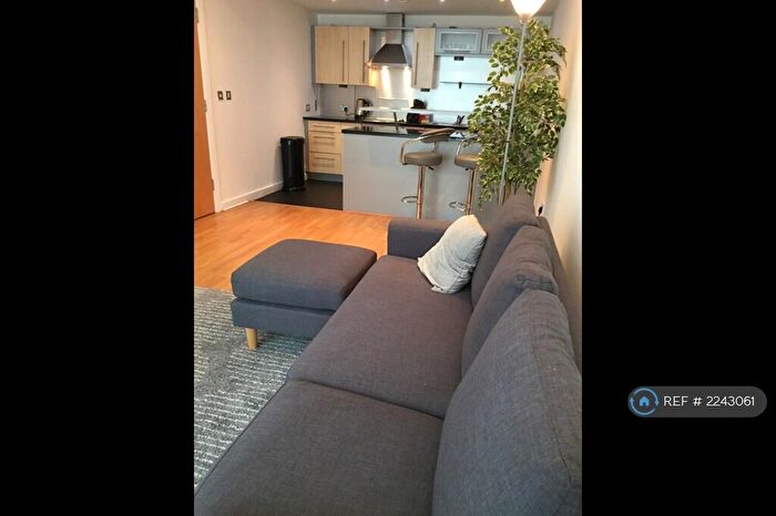 2 Bedroom Flat To Rent In Pall Mall, Liverpool, L3