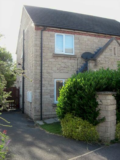 2 Bedroom Semi-Detached House To Rent In Hayfield Way, Ackworth, Pontefract, WF7