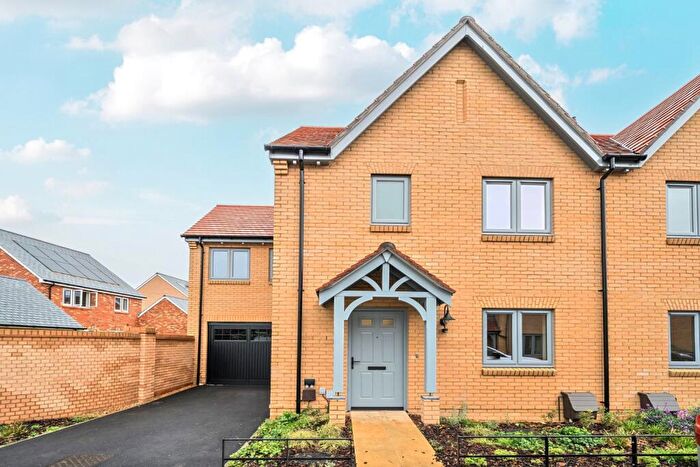 4 Bedroom End Of Terrace House For Sale In Heritage Place, North Stoneham Park, North Stoneham, Eastleigh, SO50