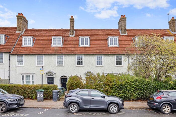 4 Bedroom Maisonette To Rent In Lordship Lane, Tottenham, N17