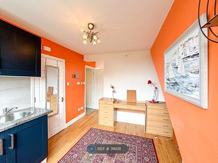 Studio To Rent In Moseley, Birmingham, B13