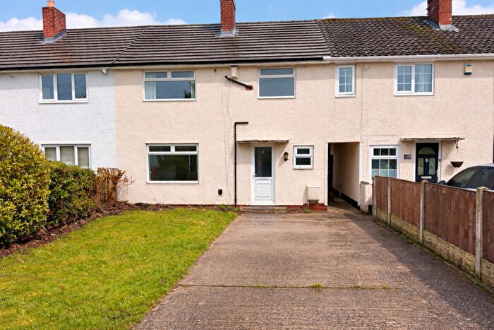 3 Bedroom Semi-Detached House To Rent In Stewart Road, Carlton-in-Lindrick, Worksop, S81