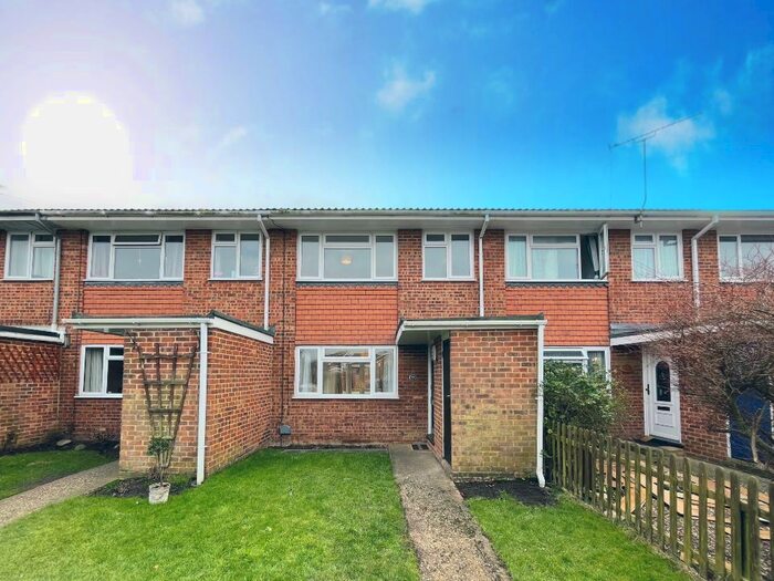3 Bedroom Terraced House To Rent In Ellison Way, Tongham, Farnham, GU10