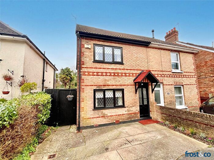 2 Bedroom Semi-Detached House For Sale In Archway Road, Penn Hill, Poole, Dorset, BH14