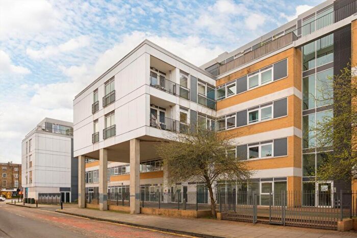 1 Bedroom Flat For Sale In Richmond Road, Hackney, E8