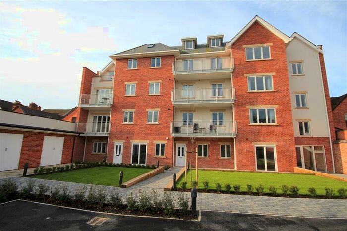 2 Bedroom Apartment To Rent In Church Road, Caversham, Reading, RG4