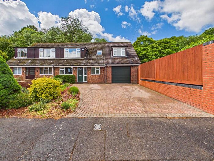4 Bedroom Semi Detached House For Sale In Fairsted Close, Tilehurst, Reading, RG30