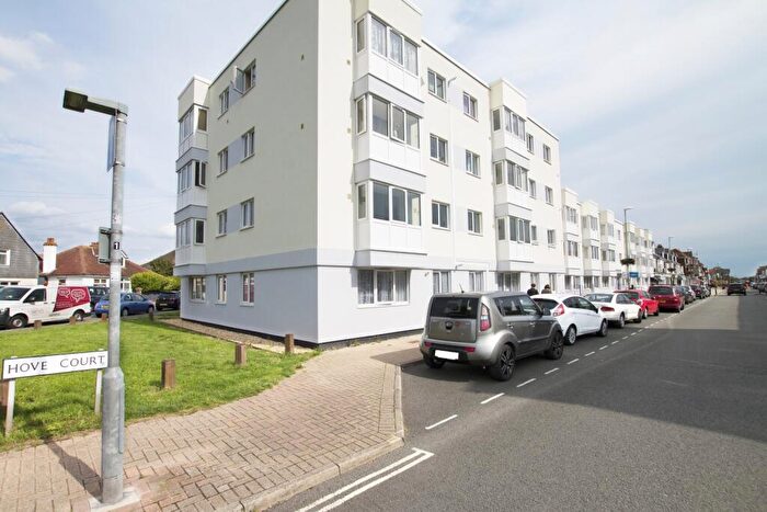 3 Bedroom Apartment To Rent In Hove Court, High Street, Lee-on-the-Solent, Hampshire, PO13