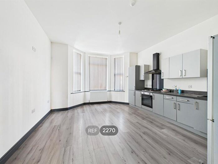 1 Bedroom Flat To Rent In Ash Grove, Beverley Road, HU5