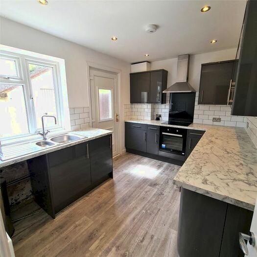 3 Bedroom Terraced House To Rent In Thames Road, Crayford, Dartford, DA1