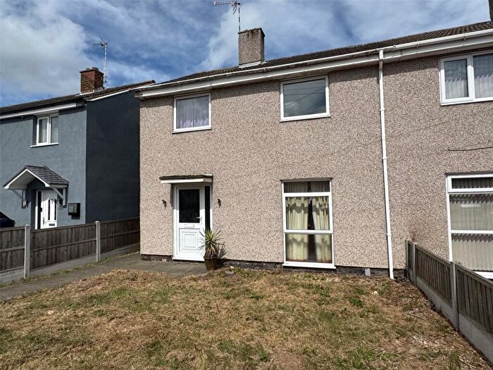 3 Bedroom End Of Terrace House To Rent In Keenan Drive, Bedworth, Warwickshire, CV12