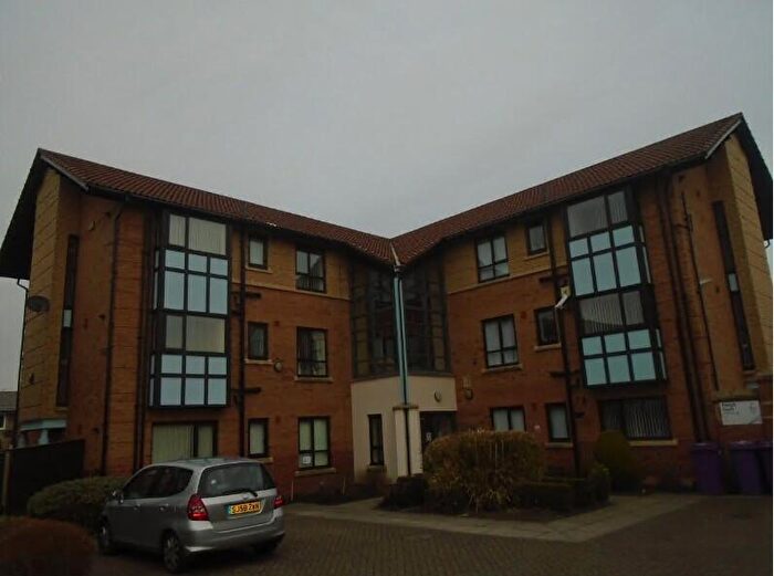 2 Bedroom Flat To Rent In Mansion Drive, Liverpool, Merseyside, L11