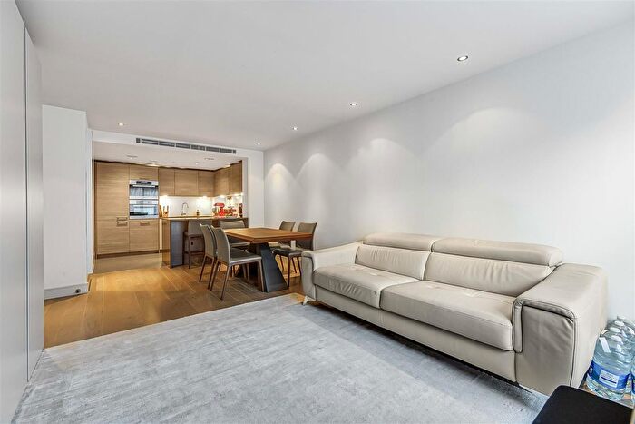 2 Bedroom Flat For Sale In Doulton House, Park Street, Chelsea Creek, Fulham, SW6