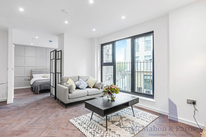 Apartment For Sale In , London, EC3N