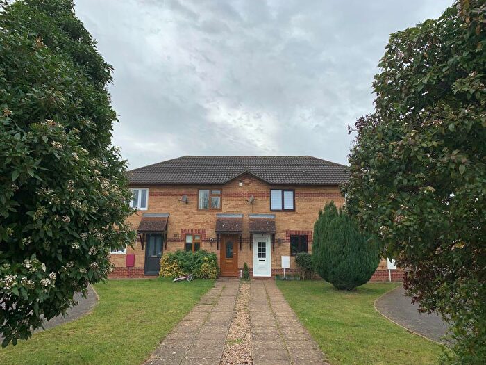 2 Bedroom Terraced House To Rent In Conifer Drive, Bicester, OX26