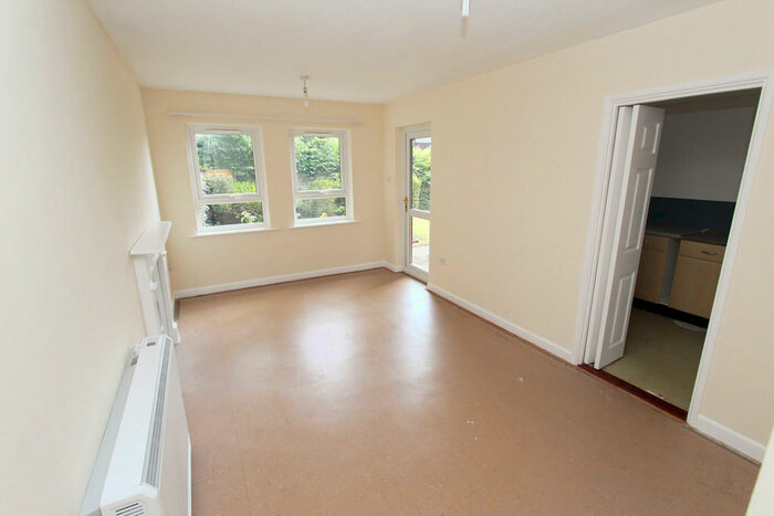 1 Bedroom Ground Flat To Rent In Fareham, Hampshire, PO15