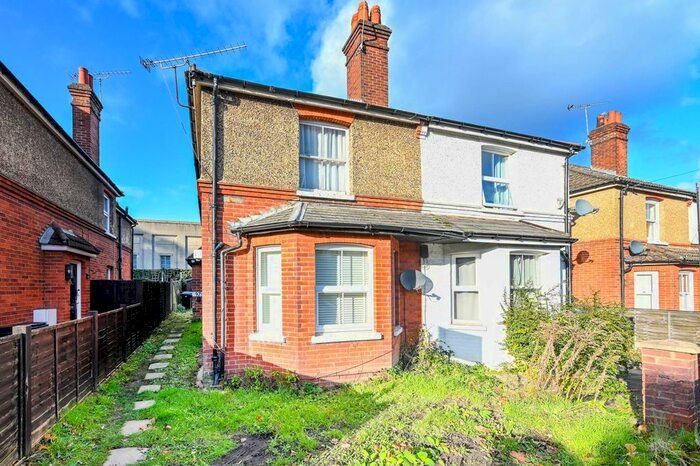 1 Bedroom Maisonette To Rent In York Road, Woking, GU22