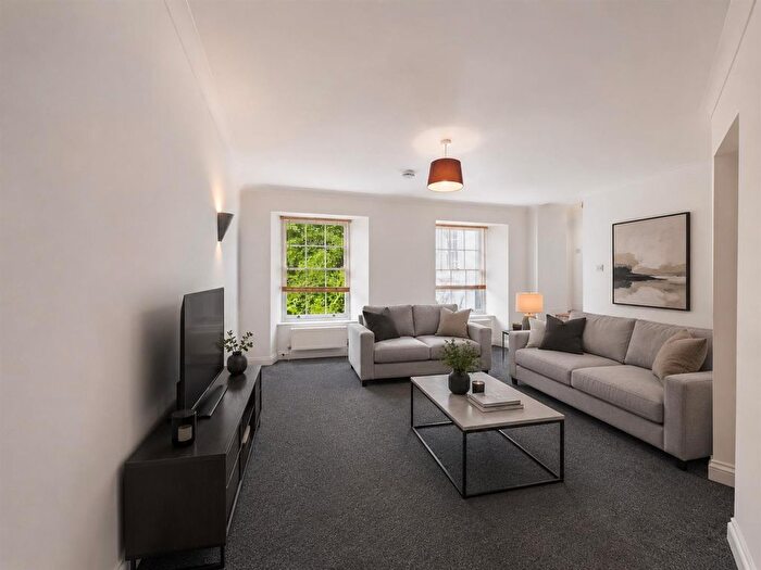 1 Bedroom Flat To Rent In Pennsylvania Road, Exeter, EX4