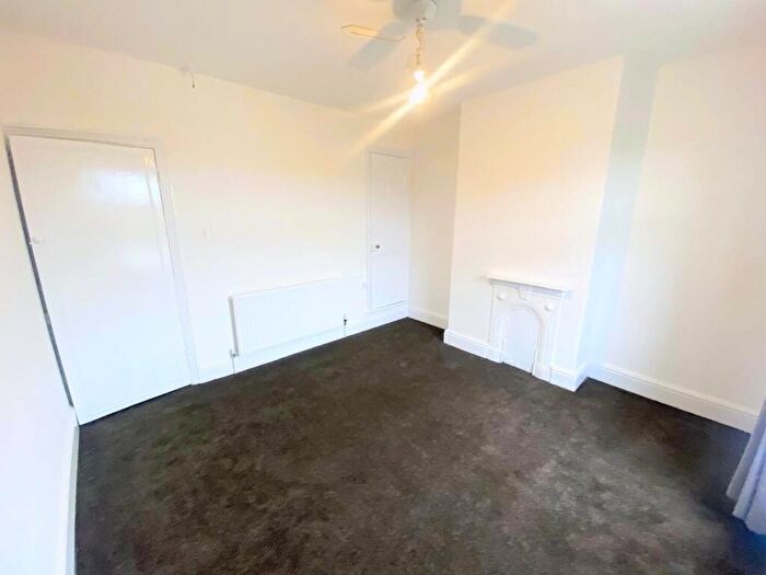 2 Bedroom Terraced House To Rent In Century Street, Newark, NG24