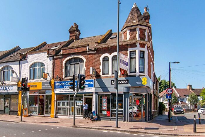 2 Bedroom Flat To Rent In London Road, Streatham, London, SW16