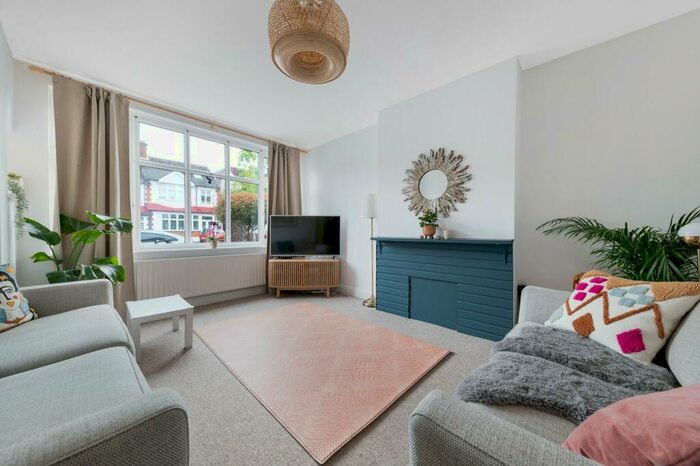 3 Bedroom Terraced House To Rent In Merlin Grove, Beckenham, BR3