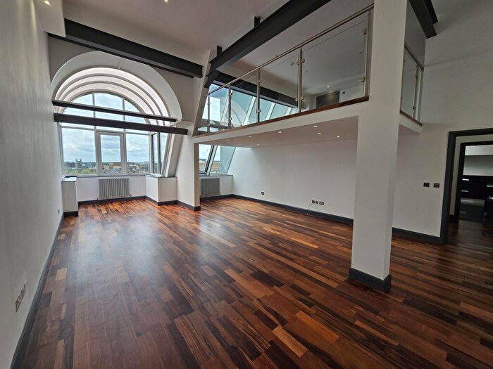 2 Bedroom Apartment To Rent In Park Road, Peterborough, PE1