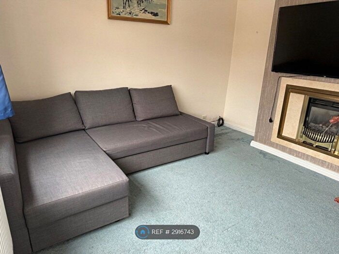 3 Bedroom Terraced House To Rent In Thurlwood Avenue, Manchester, M20