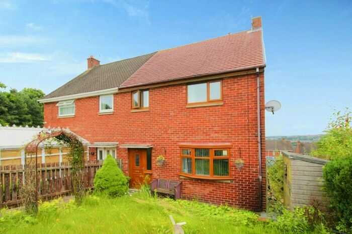 3 Bedroom Semi-Detached House To Rent In Pentlands Terrace, Stanley, Durham, DH9